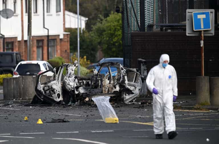 Car bomb detonated outside UK police station ‘was sent to kill officers’ Car bomb detonated outside UK police station ‘was sent to kill officers’