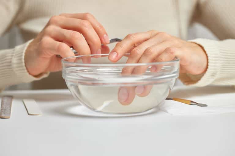 UK households urged to put bowls of water on windowsills today UK households urged to put bowls of water on windowsills today