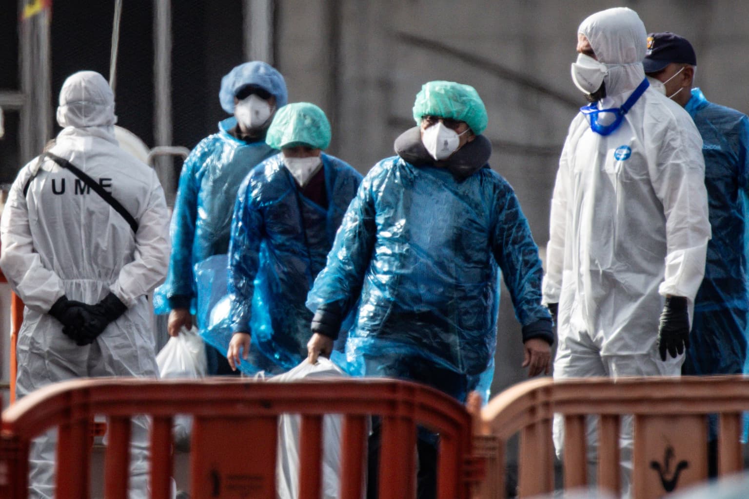 British man hauled out of bar when he was meant to be in quarantine for hantavirus