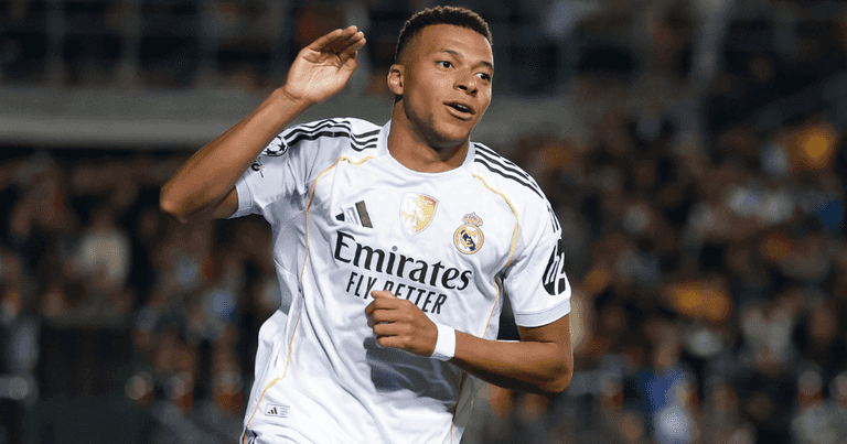 The reason why Real Madrid fans booed Kylian Mbappe on his return to squad The reason why Real Madrid fans booed Kylian Mbappe on his return to squad