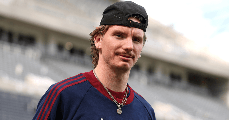 SportsJOE viral moments hub: Follow all the action from the penultimate week of the Premier League season SportsJOE viral moments hub: Follow all the action from the penultimate week of the Premier League season