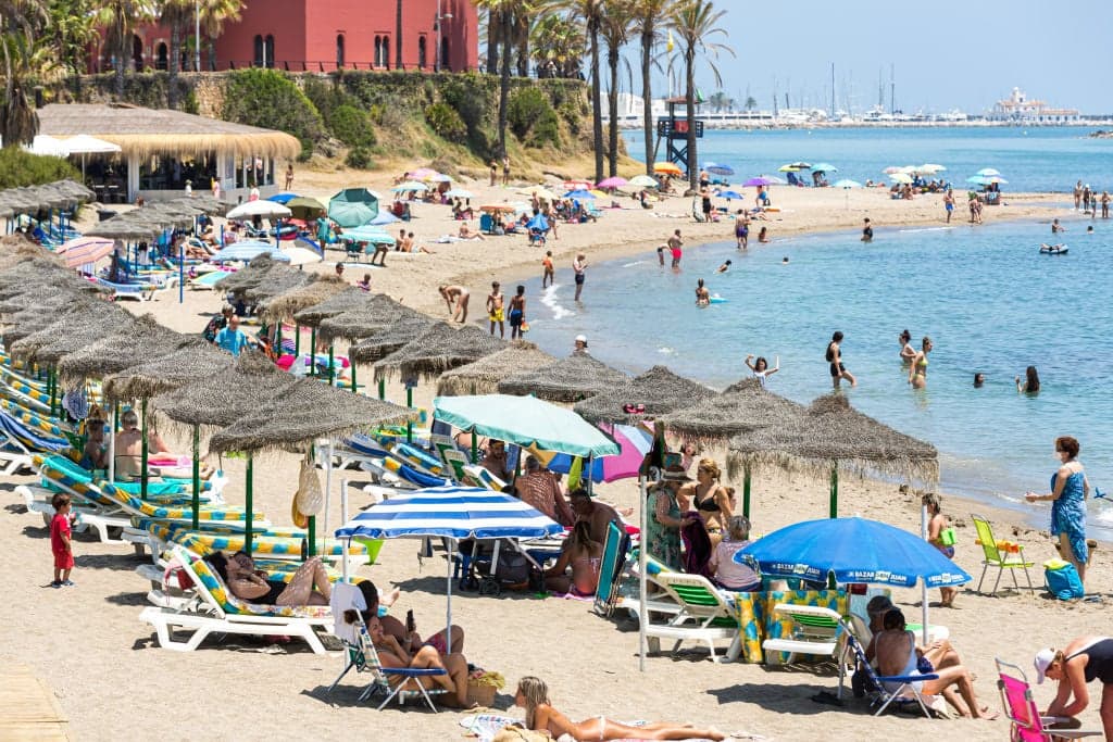 British couple arrested after ‘leaving young kids in hotel’ as baby ‘tests positive for drugs’