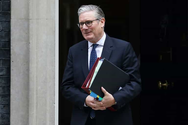 Keir Starmer ‘set to resign tomorrow’ and set out orderly exit Keir Starmer ‘set to resign tomorrow’ and set out orderly exit