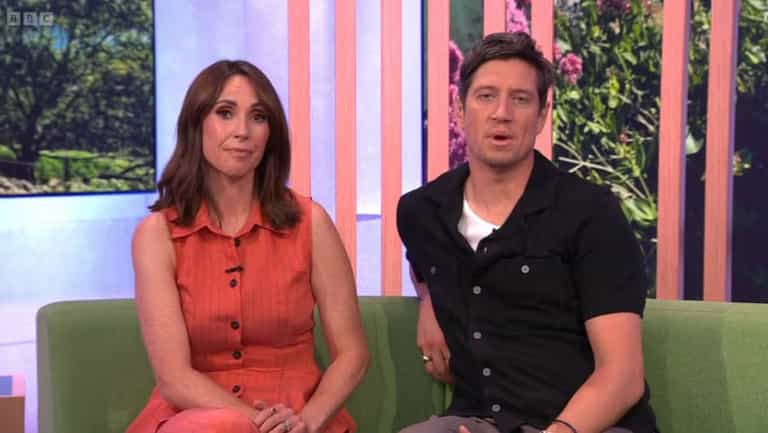 BBC The One Show hosts pay emotional live tribute following death of Bill Oddie BBC The One Show hosts pay emotional live tribute following death of Bill Oddie