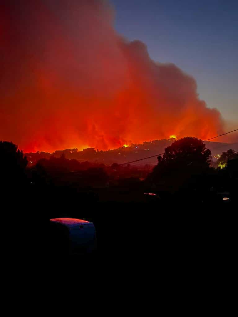 France wildfires: More than 260,000 evacuated as heatwave looms France wildfires: More than 260,000 evacuated as heatwave looms