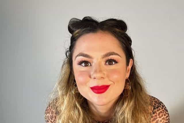 Former Skins star reveals she earns more form Only Fans than as an actor Former Skins star reveals she earns more form Only Fans than as an actor