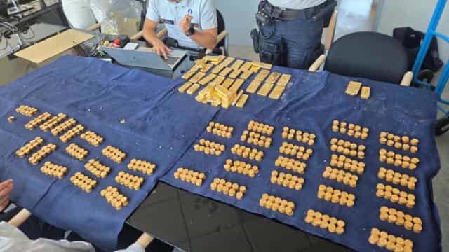 Builders Unearth €9m Gold Hoard Sealed Inside a Belgian Cellar Wall Builders Unearth €9m Gold Hoard Sealed Inside a Belgian Cellar Wall