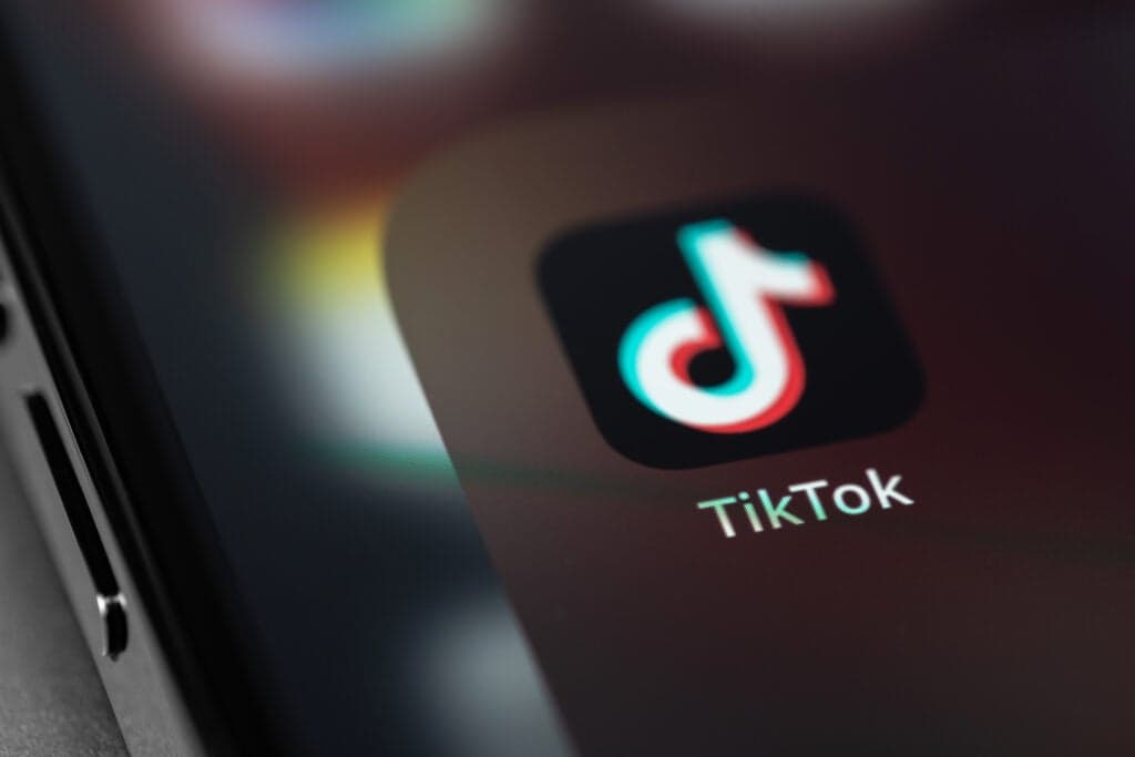 TikTok to pay $400m to settle US child privacy lawsuit