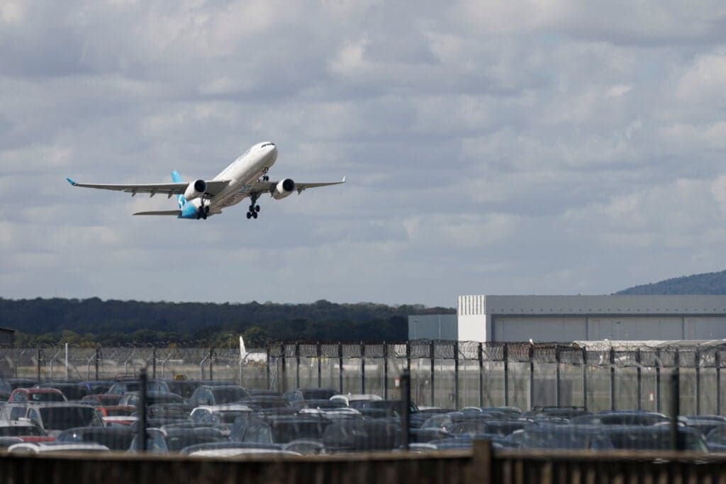 Gatwick airport running low on fuel as shortage threatens flights