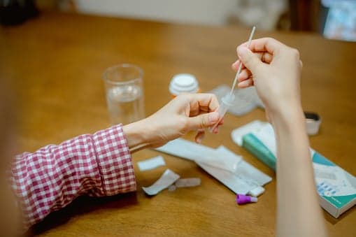 DIY smear tests to be offered to four million women in England