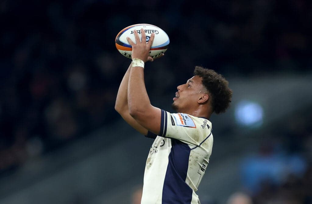 Gabriel Oghre signs new contract extension at Bristol
