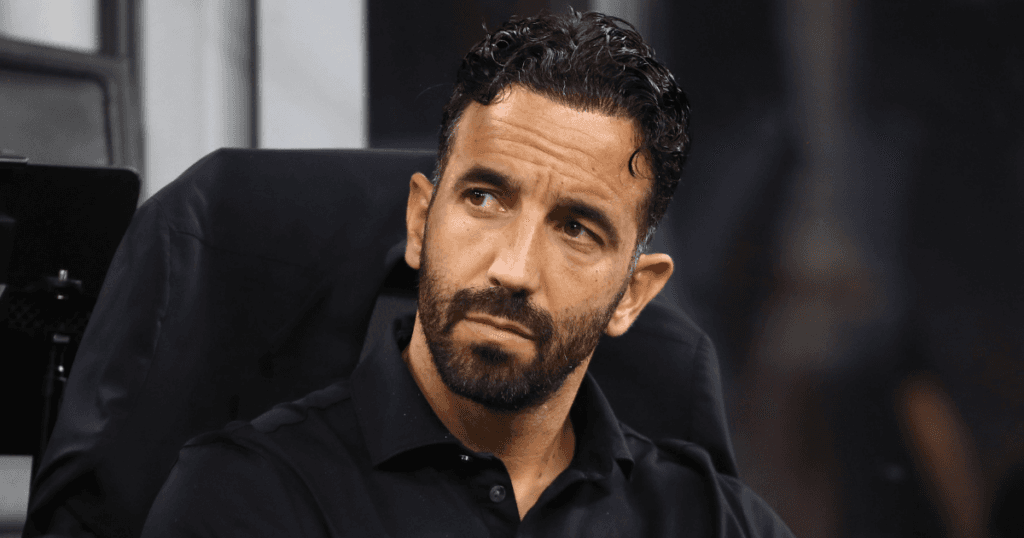 Ruben Amorim issues three word response to famous Man United fan