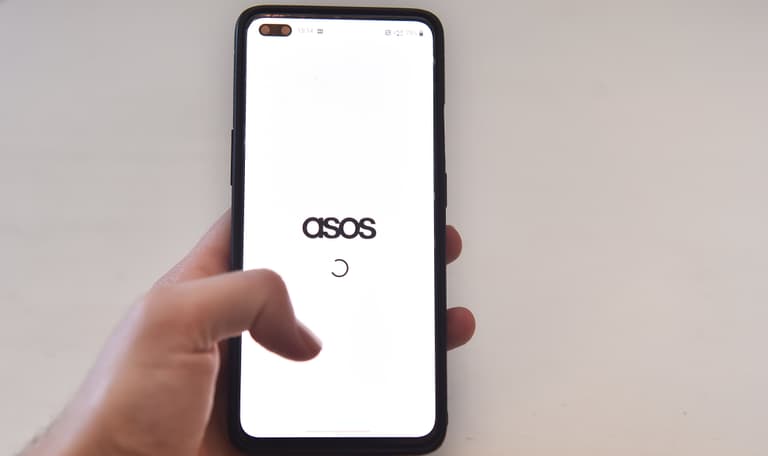 ASOS hacked: customers scramble to delete card details ASOS hacked: customers scramble to delete card details