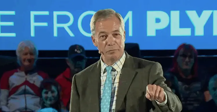 Nigel Farage booed by Reform supporters after major gaffe Nigel Farage booed by Reform supporters after major gaffe