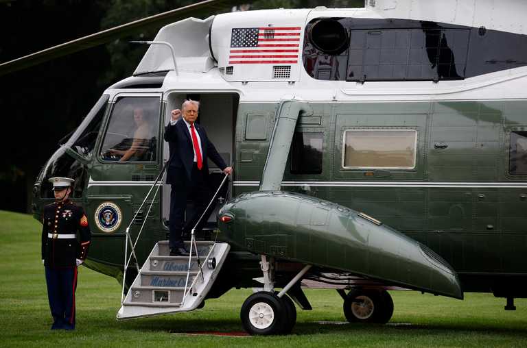 Trump urges Israel to stop bombing Gaza as Hamas agree to release hostages Trump urges Israel to stop bombing Gaza as Hamas agree to release hostages