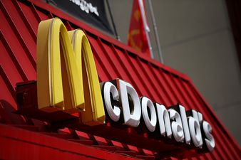 Man prompts furious reaction after proposing to his girlfriend… in McDonald’s