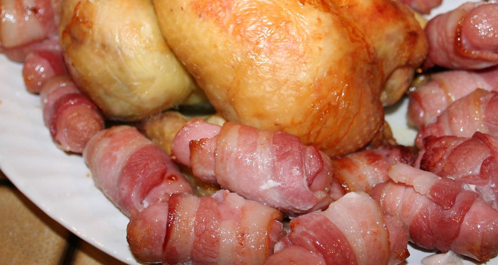 You could be paid £500 to be a professional pigsinblankets taster