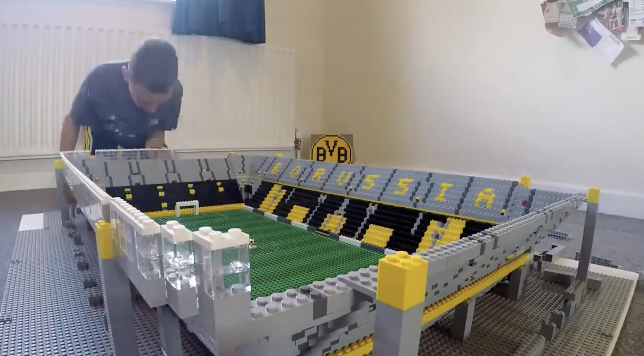 brilliantly Borussia Dortmund stadium out of lego