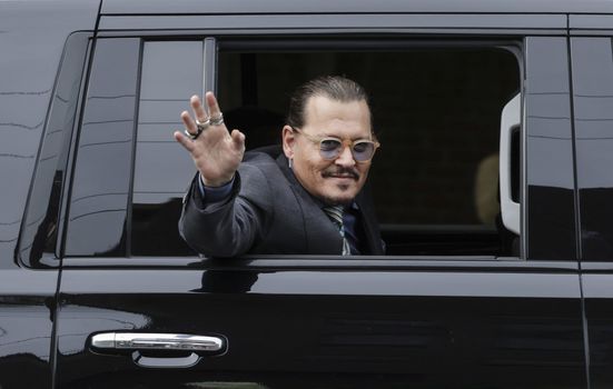 Johnny Depp says he has life back