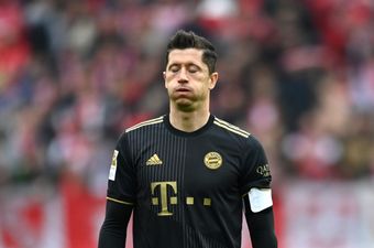 Robert Lewandowski says emotional goodbye to Bayern ahead of Barça move