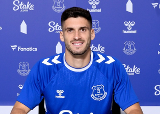 Everton accidentally leak video of new signing before official announcement