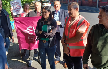 Labour frontbencher Lisa Nandy joins picket line in Wigan
