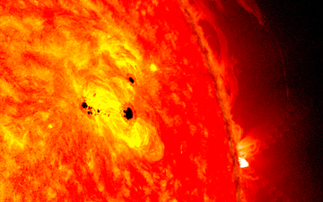Scientists warn that planet-sized sunspot directed at Earth has grown tenfold