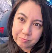 Woman defends decision to not swap plane seats so family could sit together