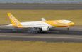 Pilot aborts landing after passengers refuse to wear seatbelts
