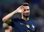 Olivier Giroud pretended he couldn’t speak English to avoid shirt swap