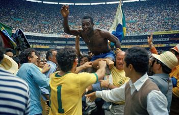 Millions pay tribute to footballing legend Pele
