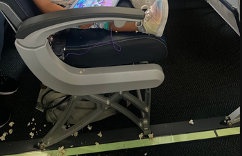 Man slams airline for making pregnant wife clean up toddler’s mess on ‘all fours’