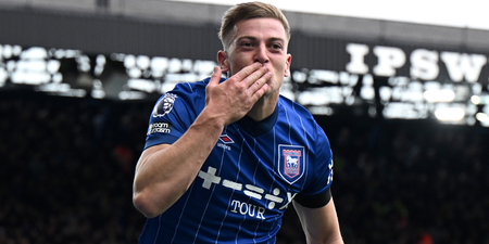 Premier League club to directly rival Man United for Liam Delap