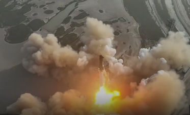 Moment SpaceX rocket spins out of control leading to re-entry explosion