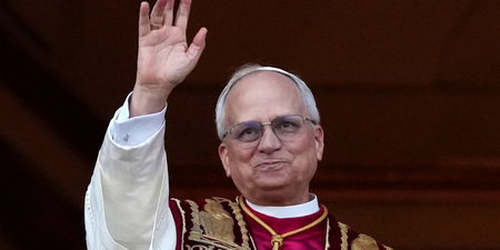 Pope Leo stopped popemobile for heartwarming act on his way to inauguration
