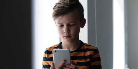 Children facing two-hour social media limit under new government proposal