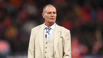 Paul Gascoigne rushed to intensive care unit after collapsing at home