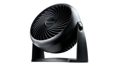 Top-rated quiet bedroom fan gets huge discount just in time for UK heatwave