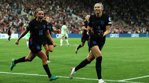 The viral England t-shirt everybody is buying for the Lionesses final