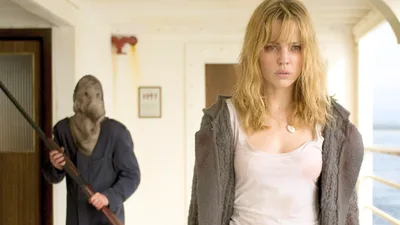 A brilliant, twisty sci-fi thriller is now streaming at home for free