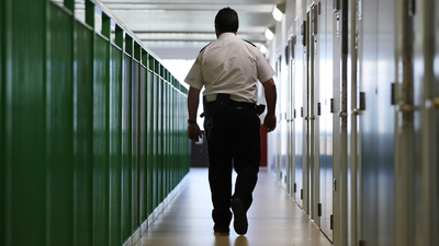 Foreign criminals to face deportation immediately after sentencing under new proposals