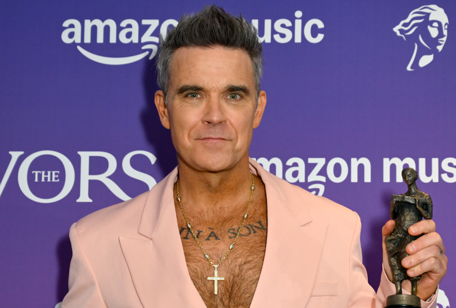 Robbie Williams Expresses Vision Concerns, Issues Caution - Featured image